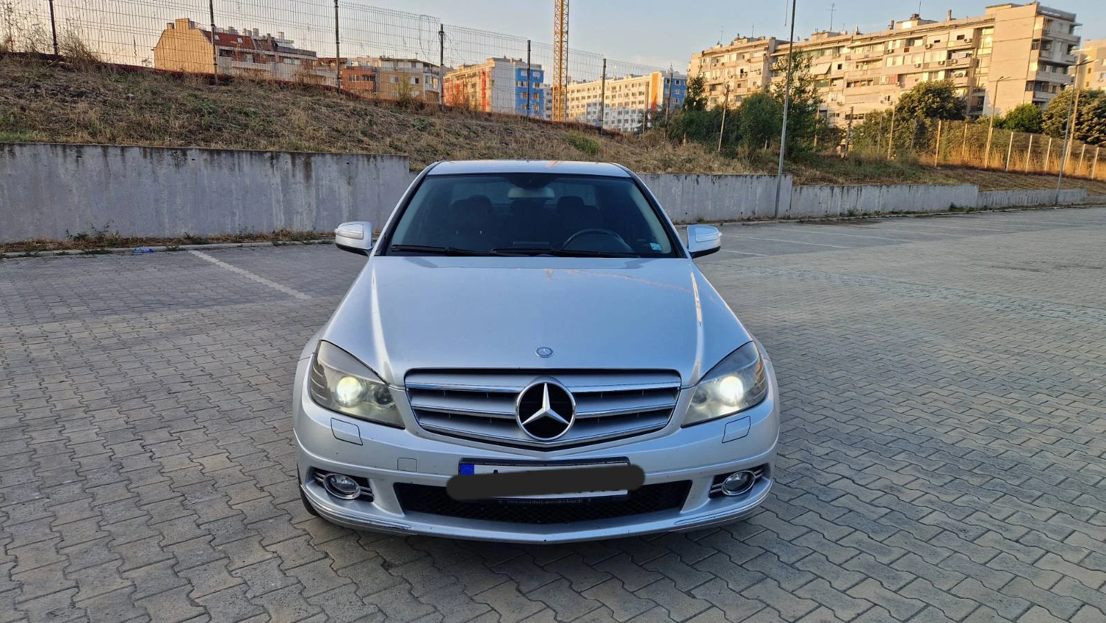 Mercedes-Benz C 320 Avantgarde, снимка 3 - Автомобили и джипове - 55334885