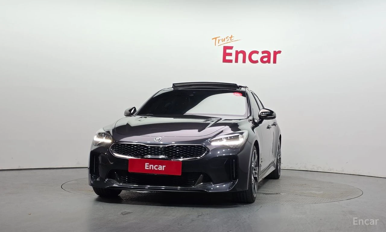Kia Stinger 3.3* TURBO* GT* ОБДУХВАНЕ* ДИСТРОНИК* ХЕДЪП* 360КА, снимка 3 - Автомобили и джипове - 55467018