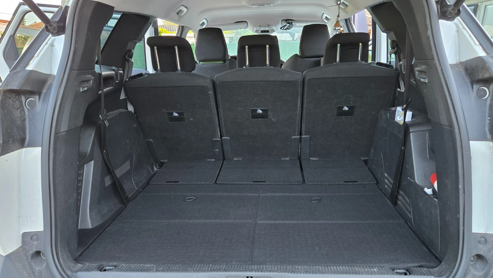 Peugeot 5008 7 места перфектен 360камера, снимка 9 - Автомобили и джипове - 55998668