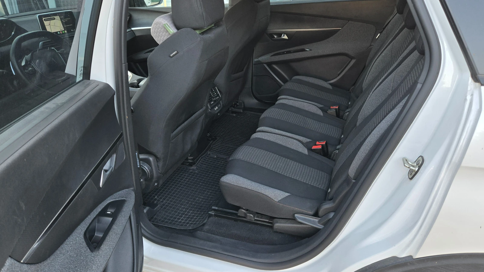 Peugeot 5008 7 места перфектен 360камера, снимка 8 - Автомобили и джипове - 55998668
