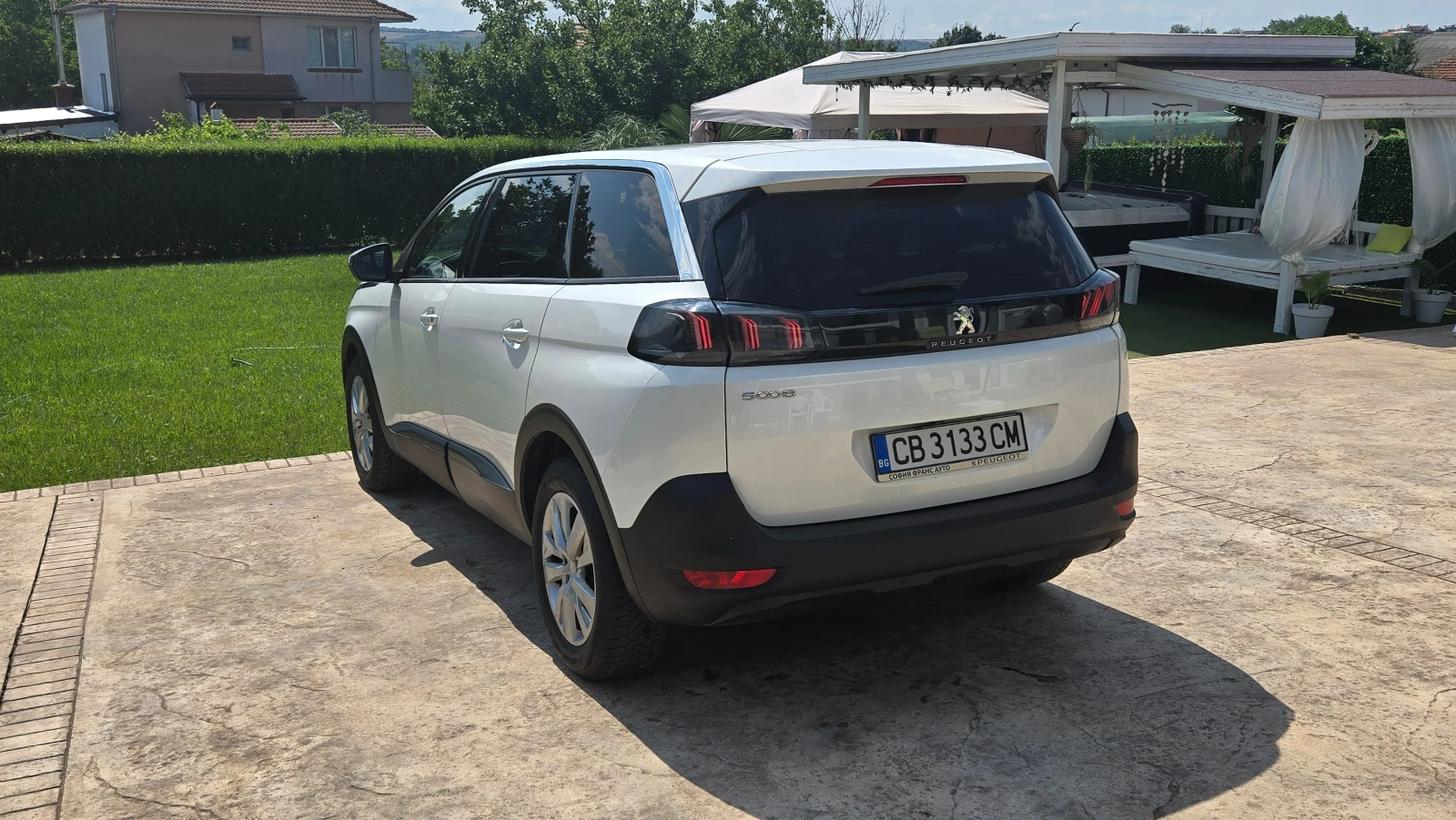 Peugeot 5008 7 места перфектен 360камера, снимка 4 - Автомобили и джипове - 55998668