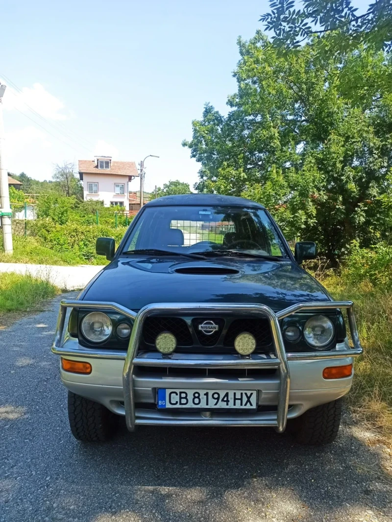 Nissan Terrano Къса база, снимка 2 - Автомобили и джипове - 47550718