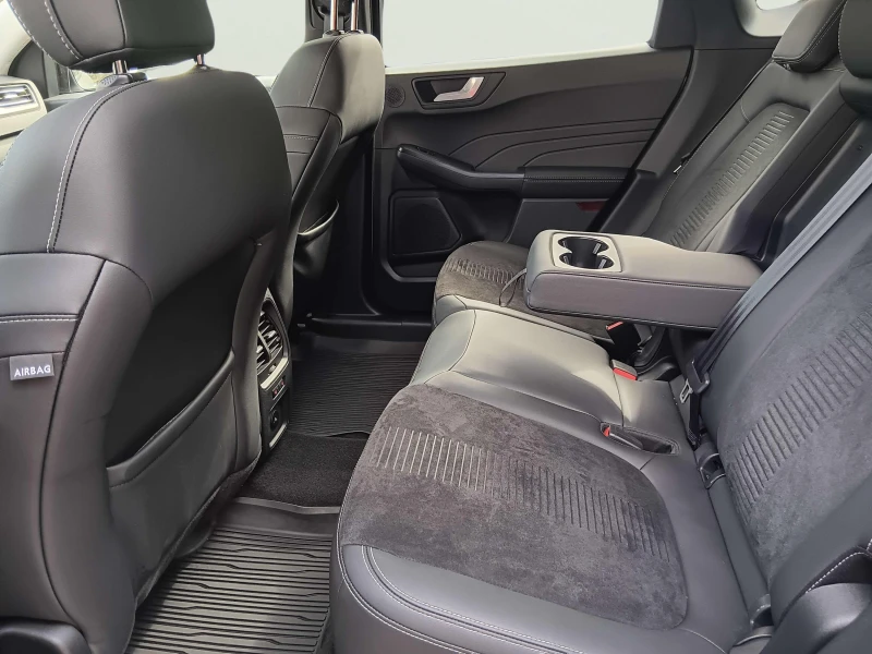 Ford Kuga 2.5 PHEV, снимка 10 - Автомобили и джипове - 52633293