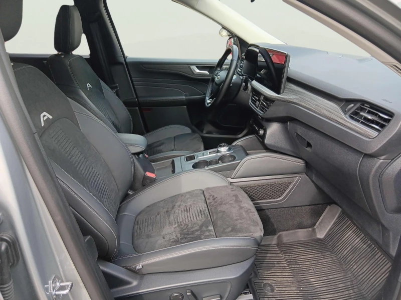 Ford Kuga 2.5 PHEV, снимка 14 - Автомобили и джипове - 52633293