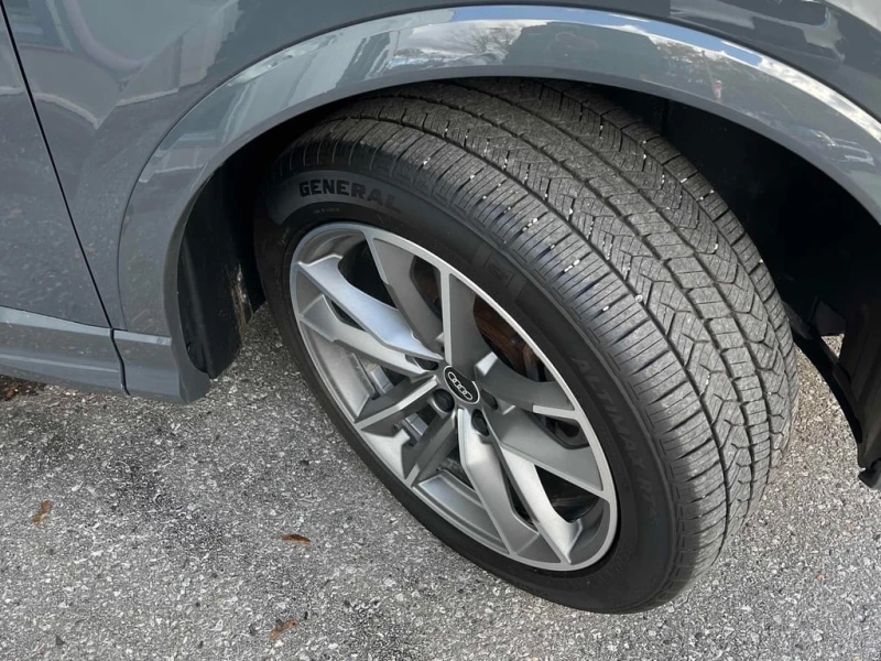 Audi Q3 * 45 TFSI quattro * CARFAX * БЕЗ ПЪРВОНАЧАЛНА ВНОС, снимка 7 - Автомобили и джипове - 52777750