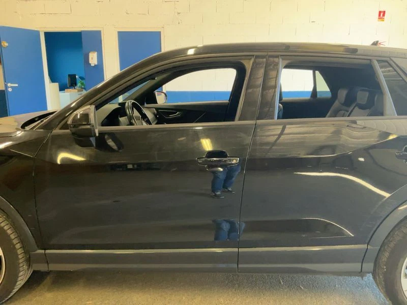 Audi Q2, снимка 8 - Автомобили и джипове - 52886701