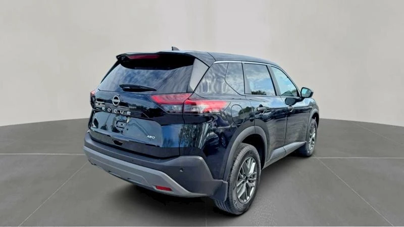 Nissan Rogue, снимка 4 - Автомобили и джипове - 54623478