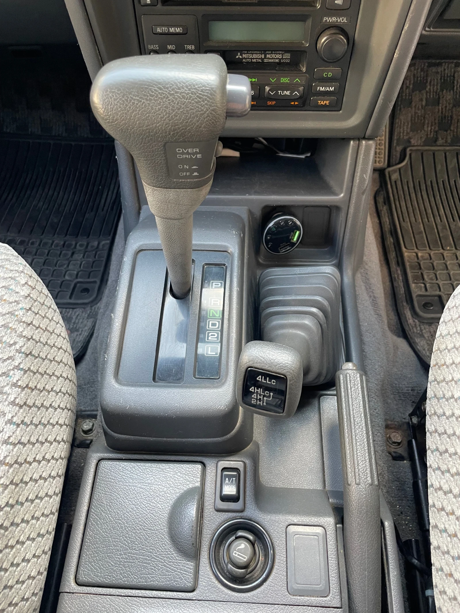 Mitsubishi Pajero 2.8 - изображение 9