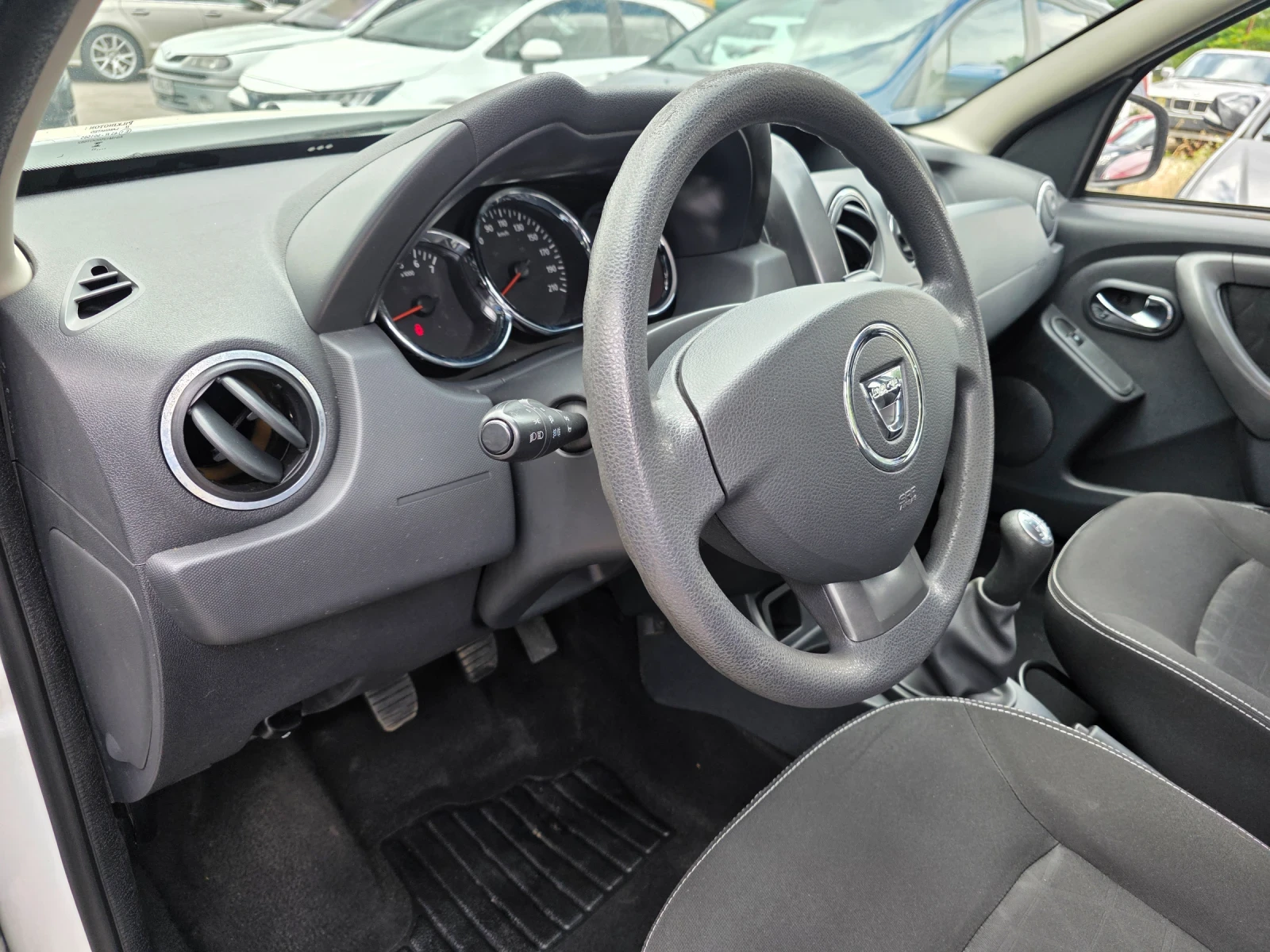 Dacia Duster 1.6i 105 k.c UNIKAT ITALIA EURO 5B  | Mobile.bg   13