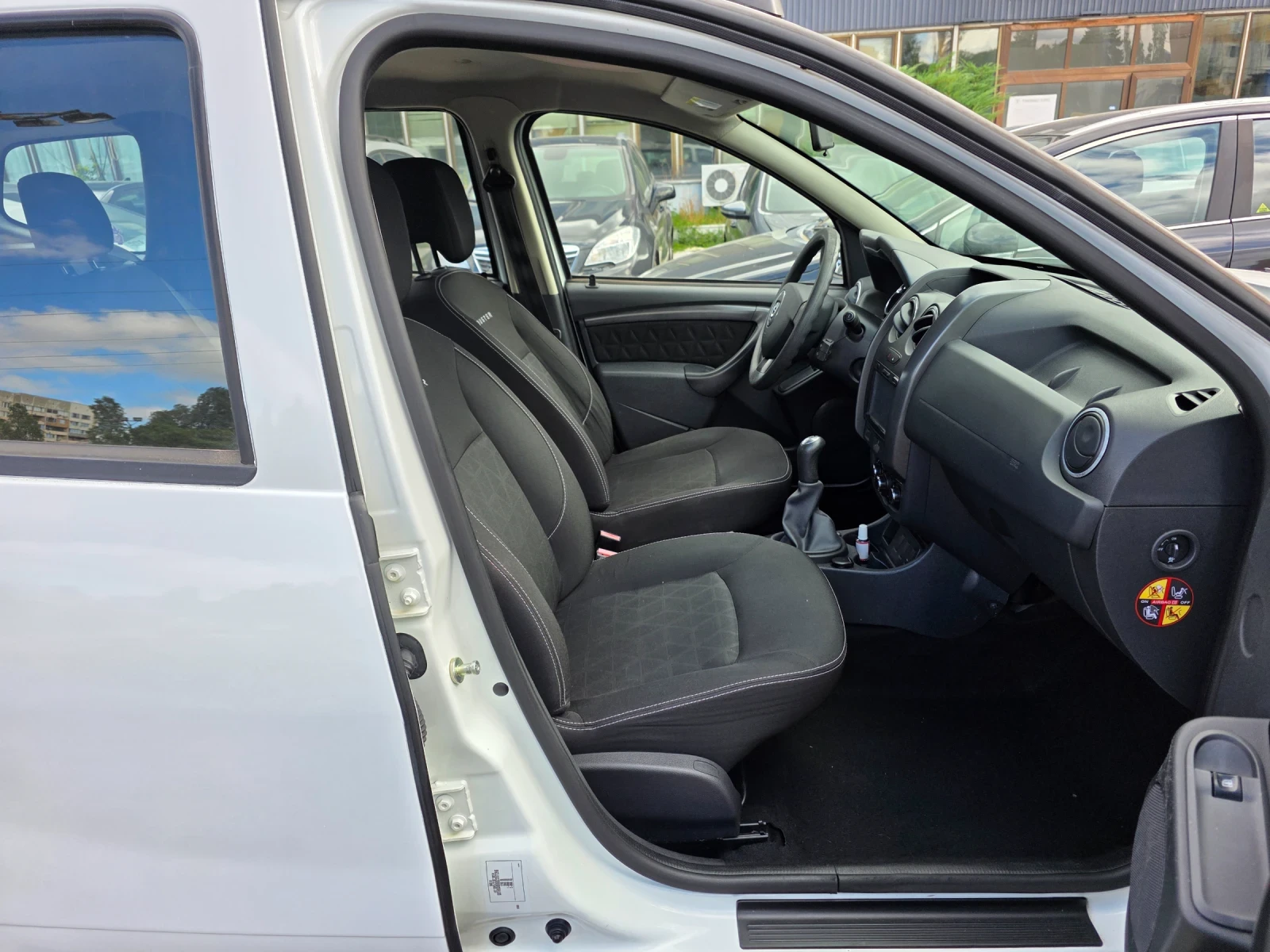 Dacia Duster 1.6i 105 k.c UNIKAT ITALIA EURO 5B  | Mobile.bg   11