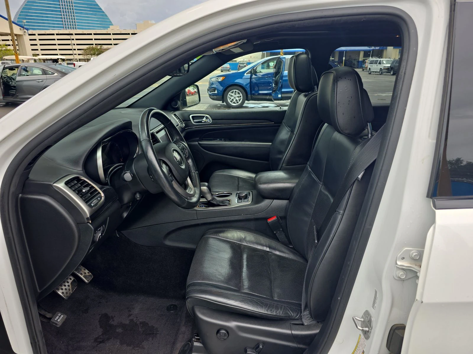 Jeep Grand cherokee High Altitude* 8ZF* Keyless* Distronic* Пано* Обду - изображение 3