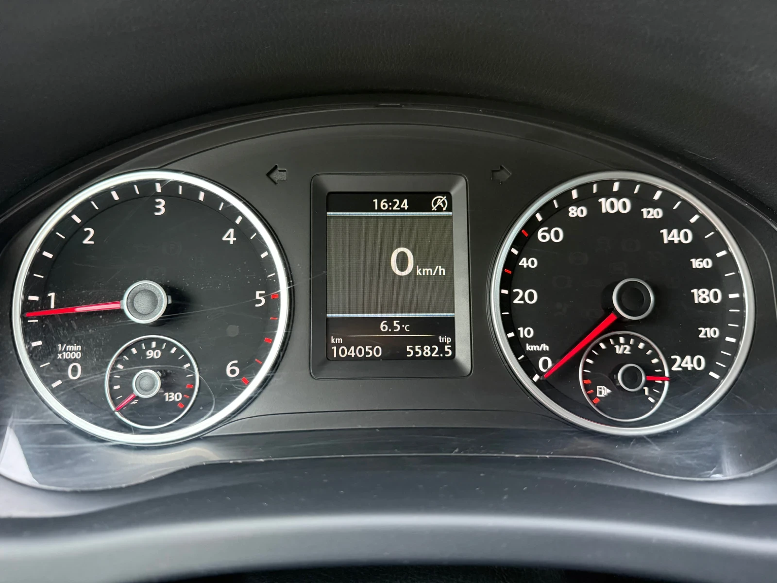 VW Tiguan 2.0 TDI 104000 KM | Mobile.bg � ����������� 13