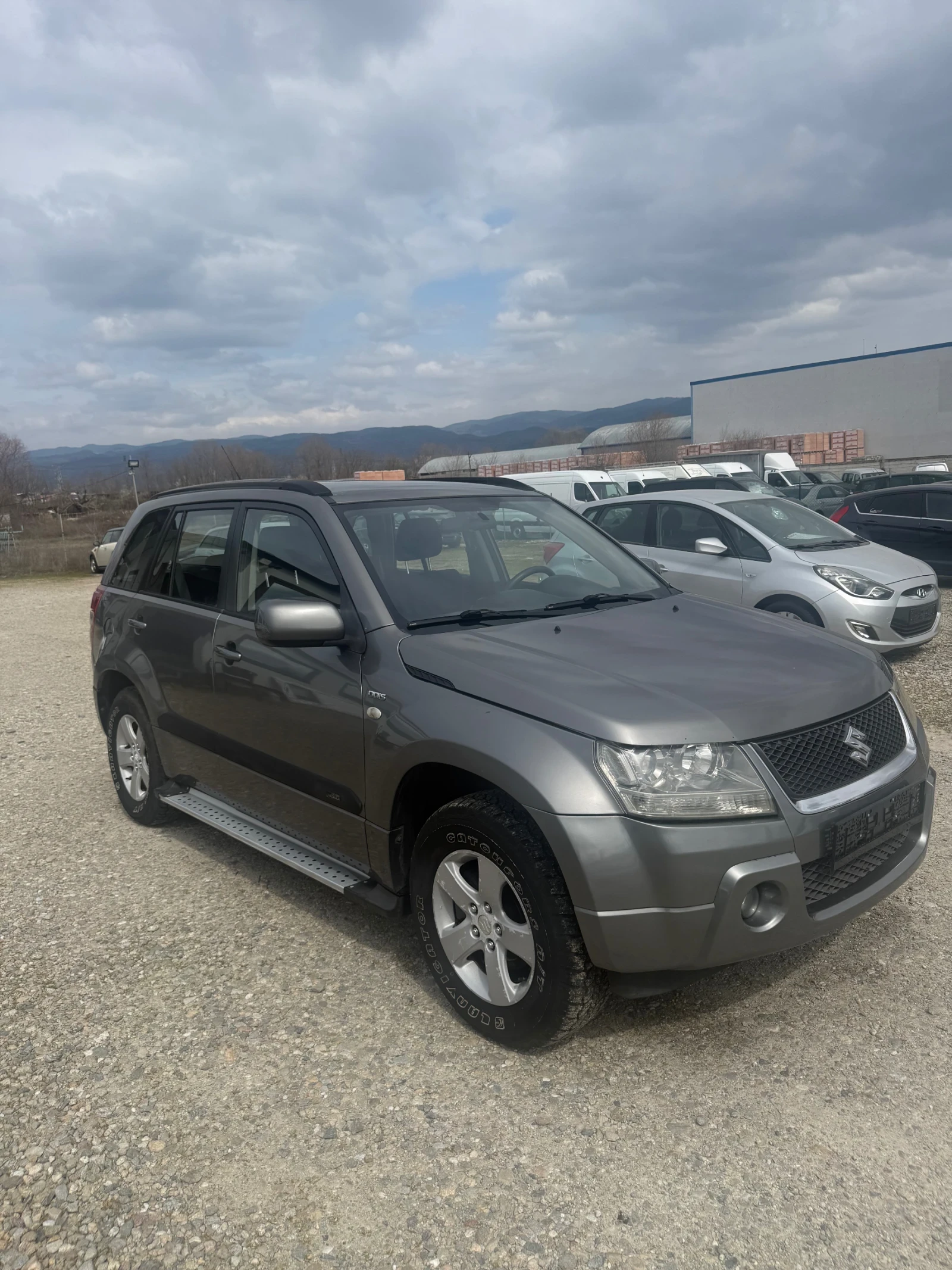 Suzuki Grand vitara 1.9DDiS* ЛИЗИНГ, снимка 3 - Автомобили и джипове - 53924786
