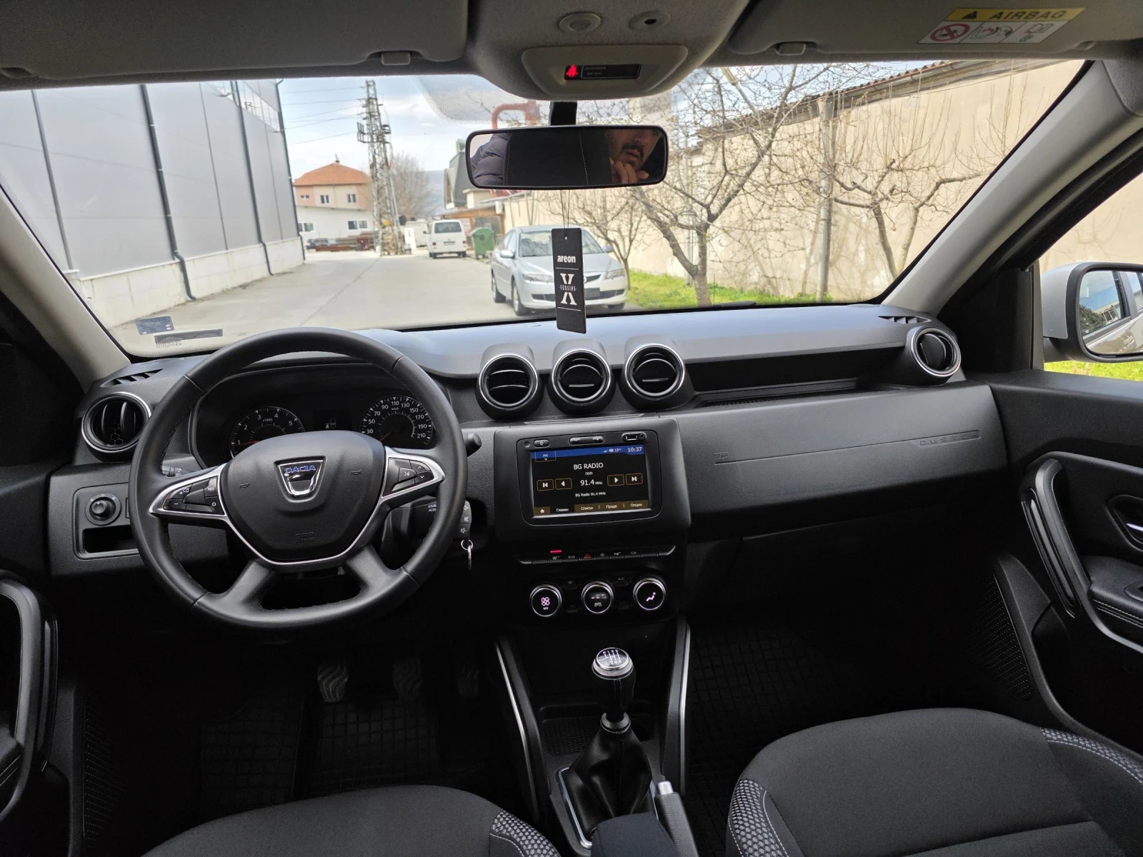 Dacia Duster 1.5 Dci Prestige, снимка 13 - Автомобили и джипове - 53957111