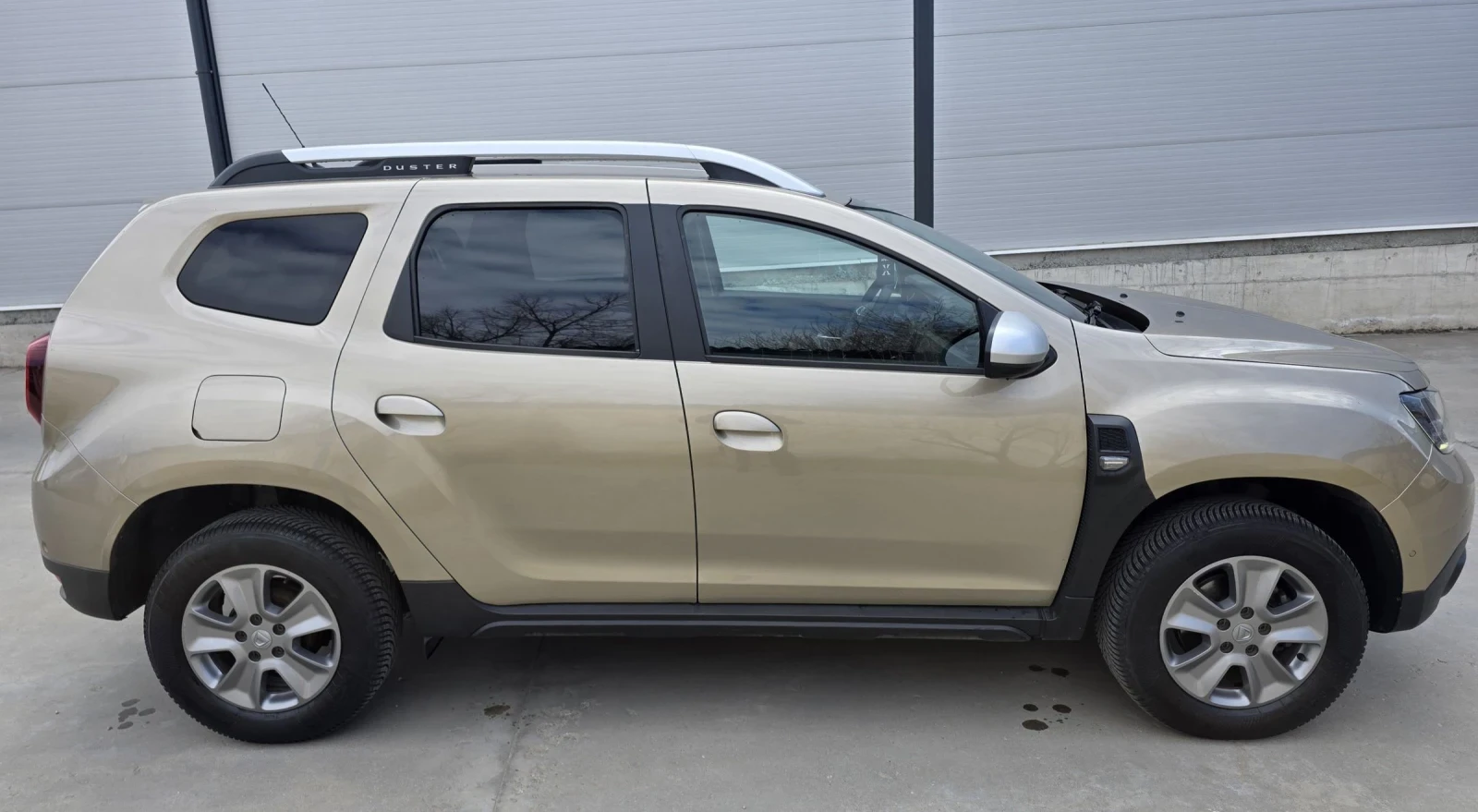 Dacia Duster 1.5 Dci Prestige, снимка 4 - Автомобили и джипове - 53957111