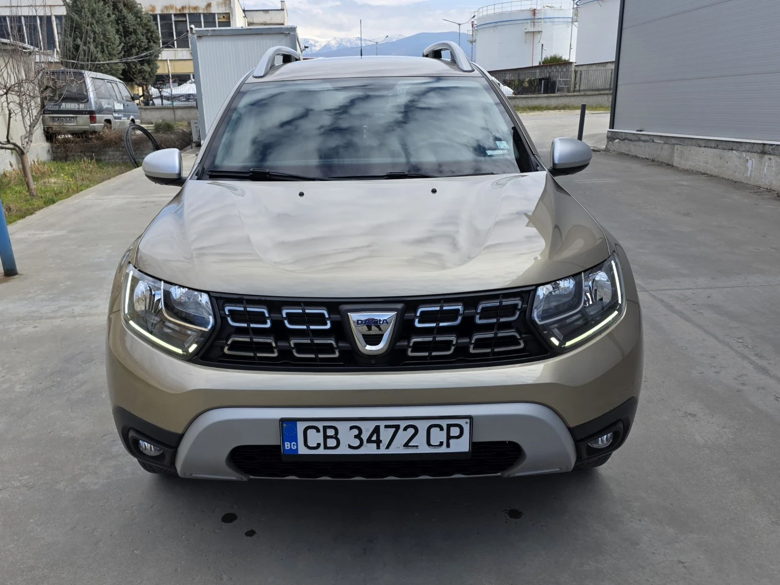 Dacia Duster 1.5 Dci Prestige, снимка 2 - Автомобили и джипове - 53957111