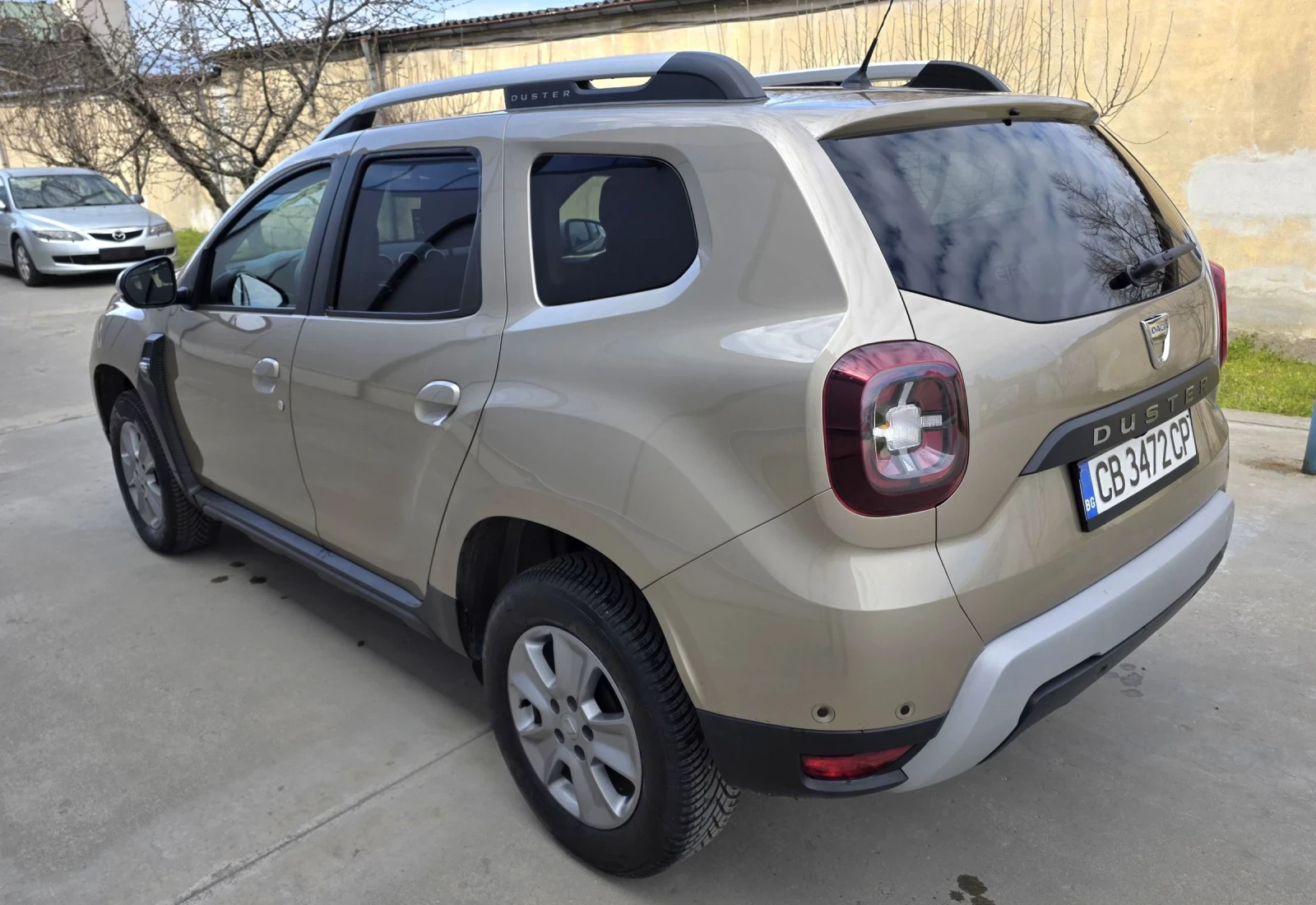 Dacia Duster 1.5 Dci Prestige, снимка 7 - Автомобили и джипове - 53957111