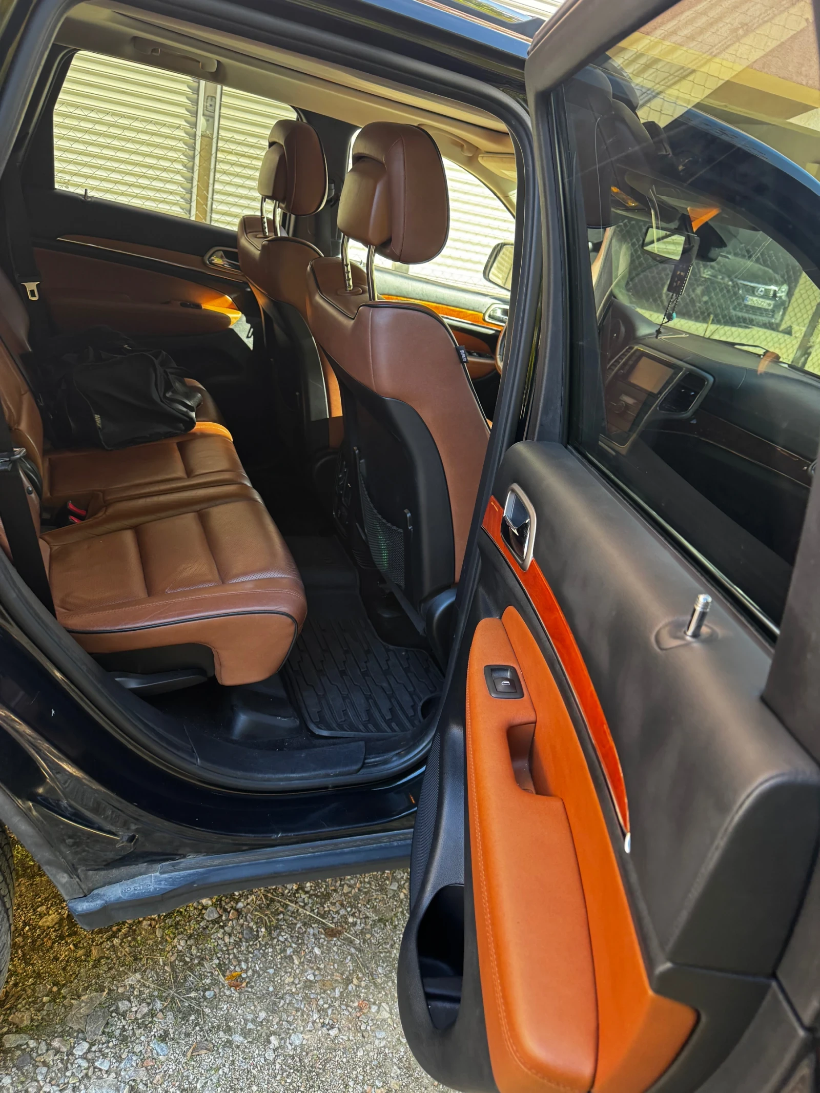 Jeep Grand cherokee Overland, снимка 5 - Автомобили и джипове - 53979128