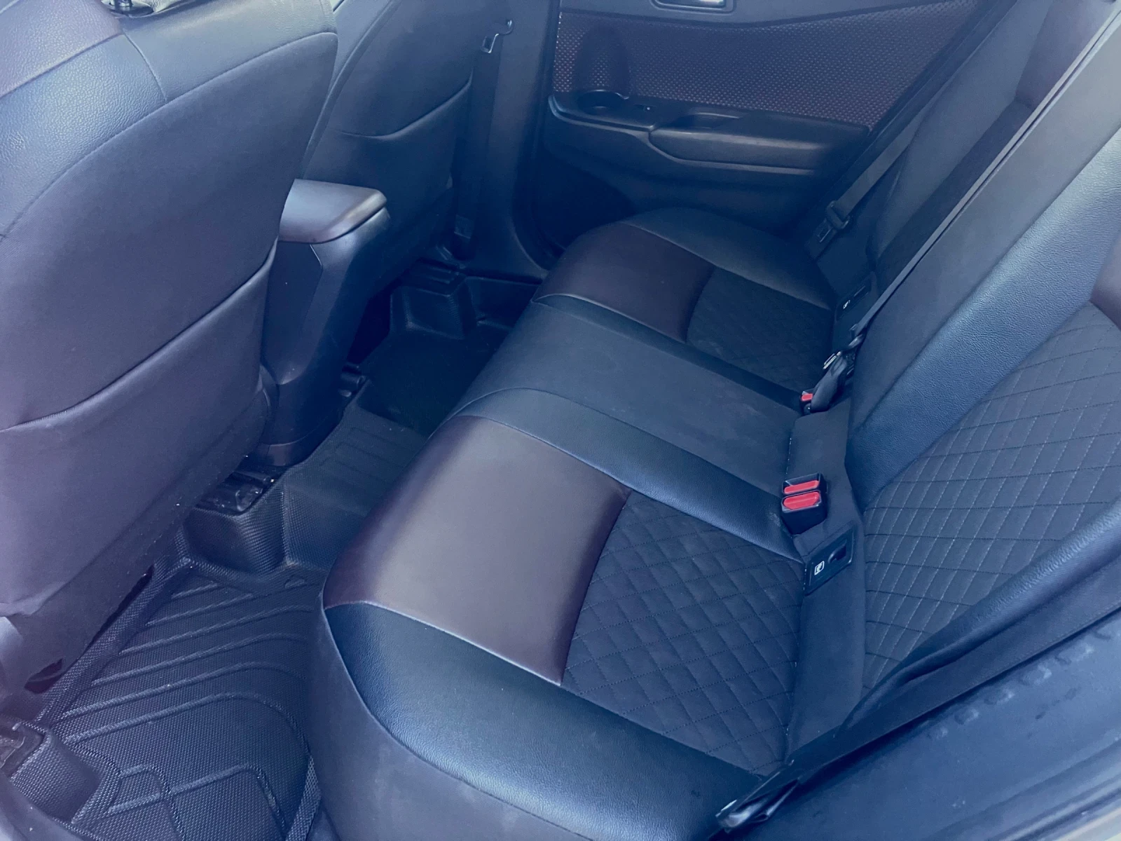 Toyota C-HR 6 ск. ръчна кутия Premier Edition , снимка 10 - Автомобили и джипове - 54183798