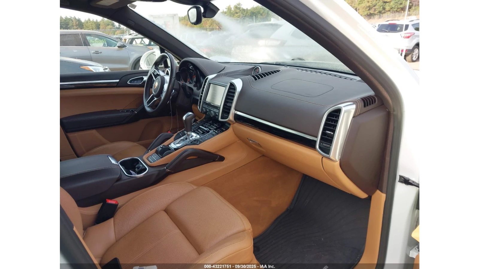 Porsche Cayenne S* ОБДУХВАНЕ* BOSE* КАМЕРИ* 360* ПАНО* , снимка 9 - Автомобили и джипове - 54260465