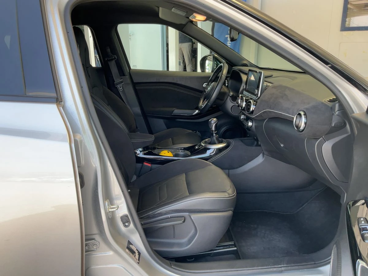 Nissan Juke N-Design 1.0 DIG-T, снимка 8 - Автомобили и джипове - 55307259
