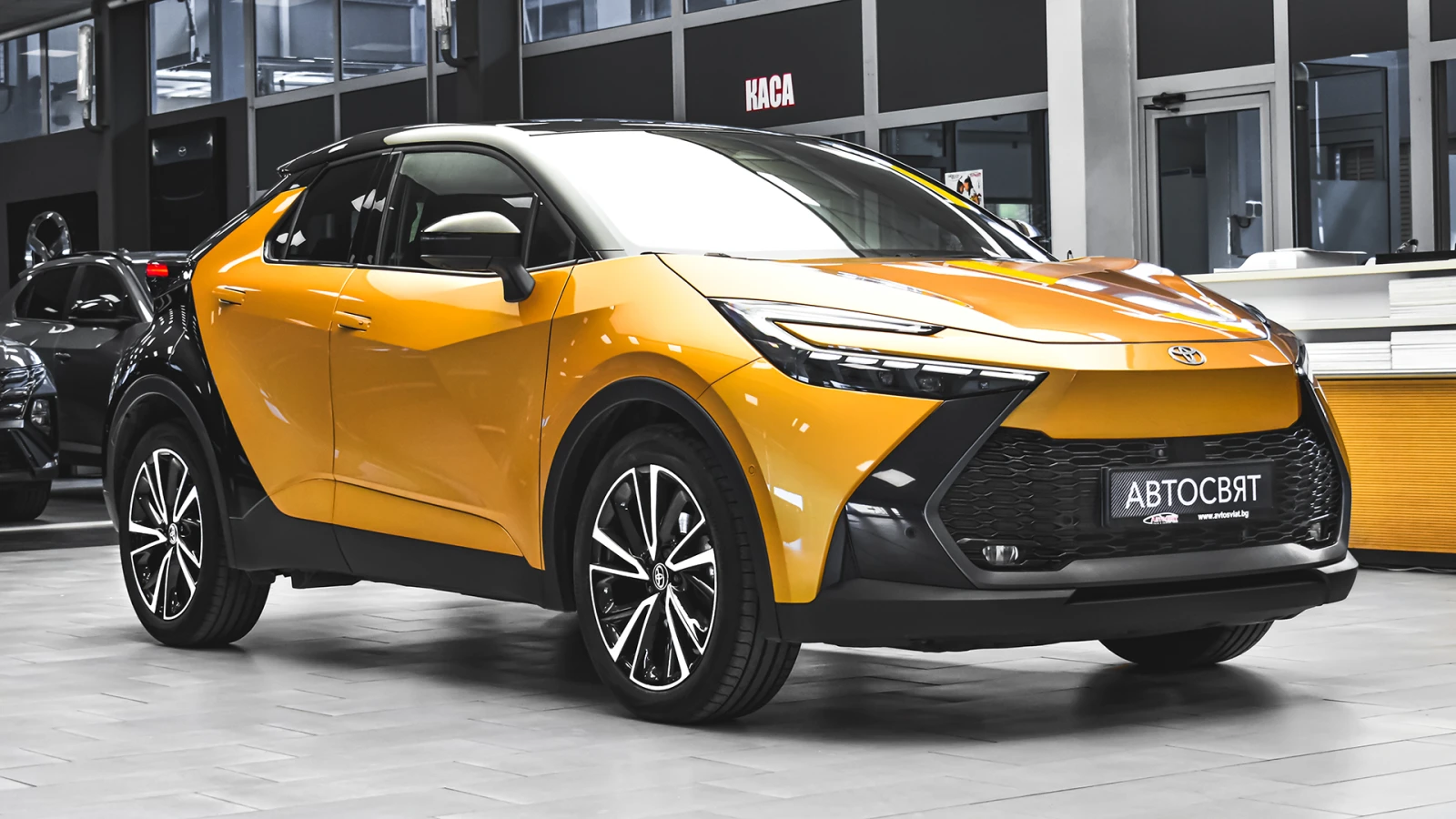 Toyota C-HR Premiere Edition 2.0 Hybrid e-CVT, снимка 5 - Автомобили и джипове - 55314479
