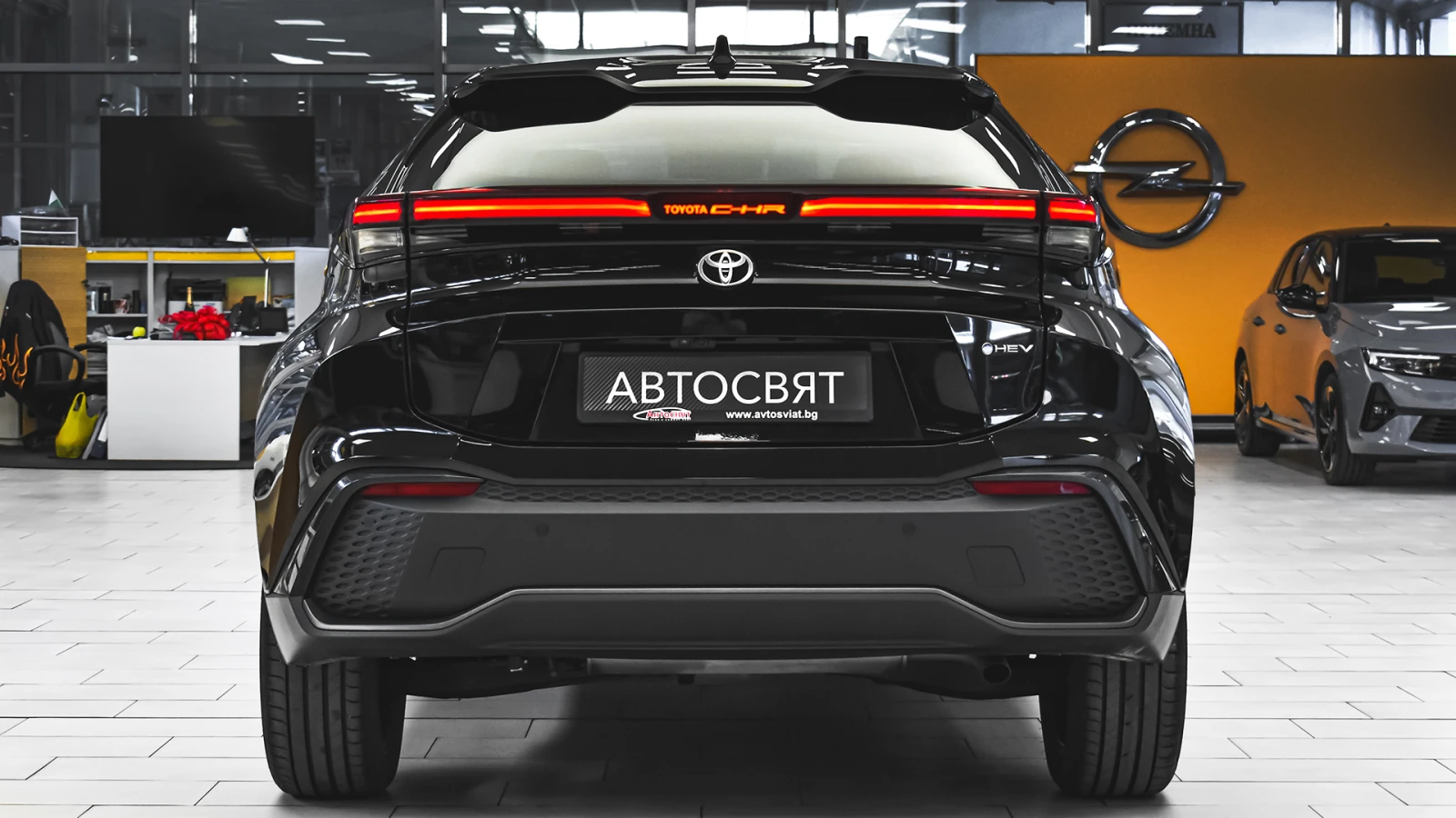 Toyota C-HR Premiere Edition 2.0 Hybrid e-CVT, снимка 3 - Автомобили и джипове - 55314479
