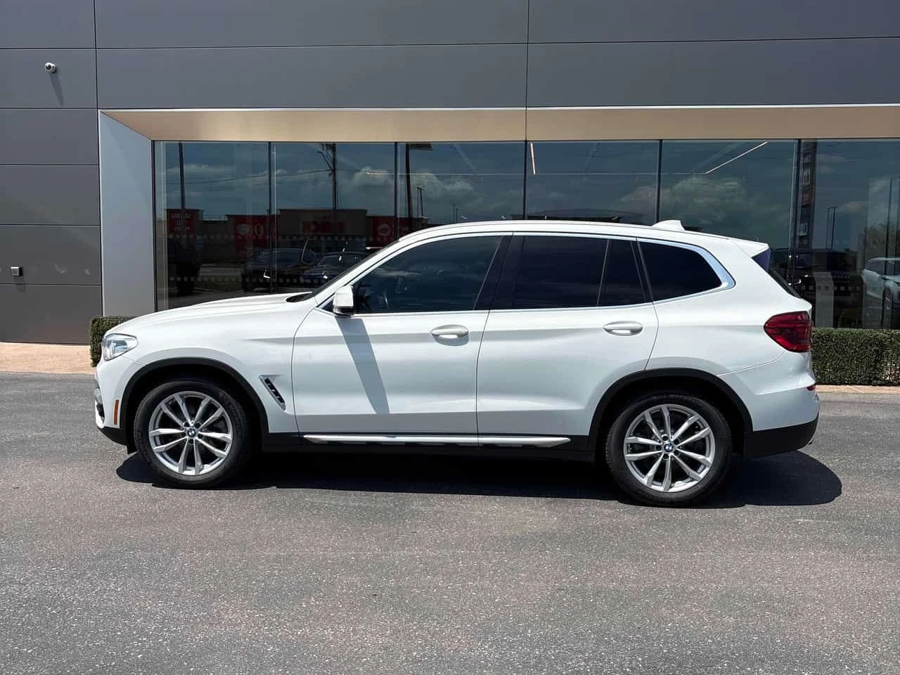 BMW X3 * xDrive30i * CARFAX * ОПЦИЯ ЗА ФИНАНСИРАНЕ , снимка 2 - Автомобили и джипове - 55397032