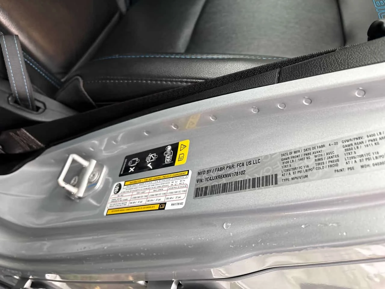 Jeep Wrangler Unlimited Rubicon * CARFAX * ��� ������������  | Mobile.bg � ����������� 10
