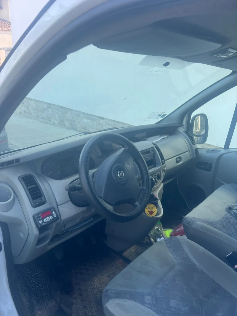 Opel Vivaro, снимка 4 - Бусове и автобуси - 53143134