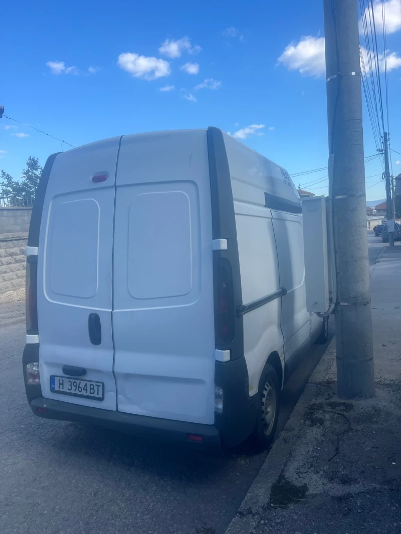Opel Vivaro, снимка 3 - Бусове и автобуси - 53143134