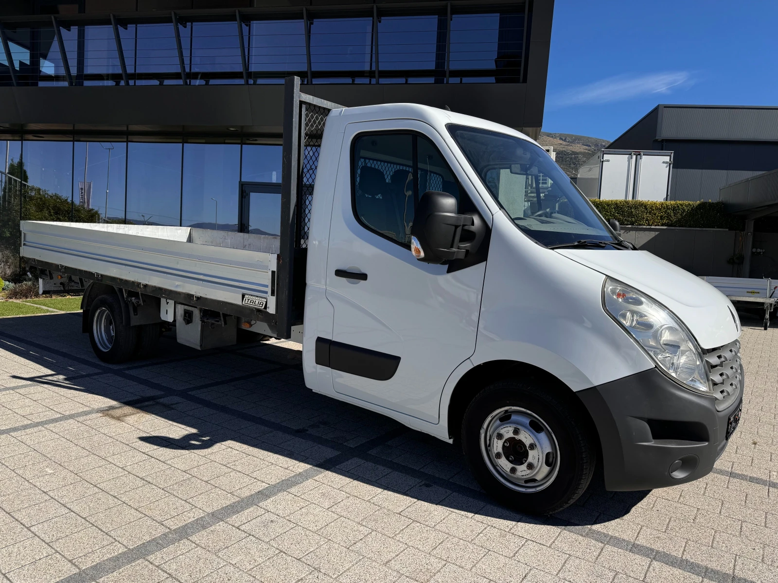 Renault Master 2.3dCI до 3.5т. 4.50м. Клима Euro 5 - изображение 2