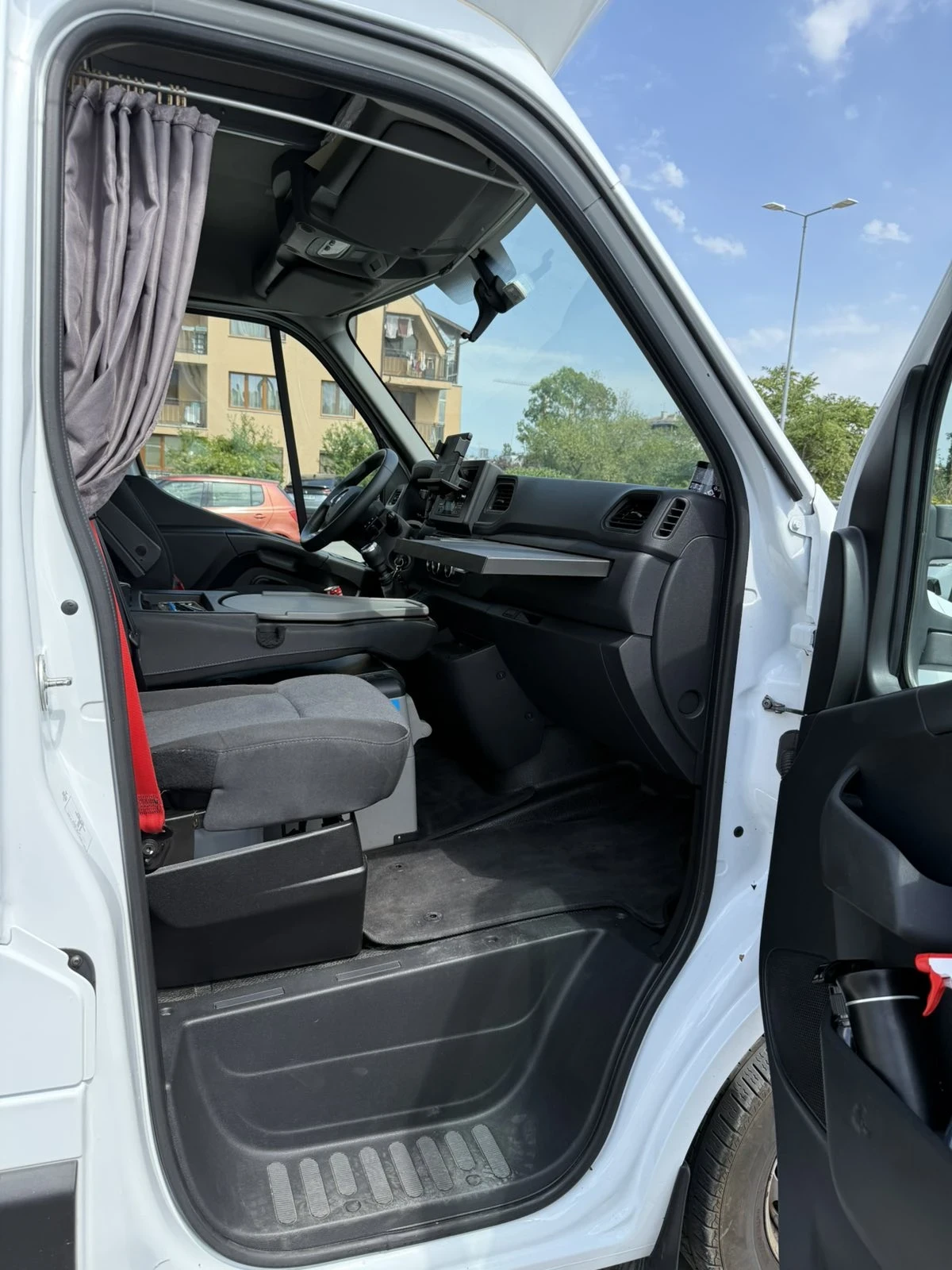 Renault Master RED 2.3 163kc - изображение 10