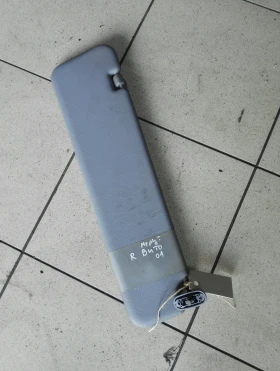 Сенник десен Мерцедес Вито 00г.