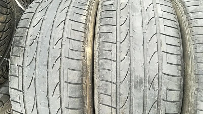 Гуми Летни 235/50R18, снимка 2 - Гуми и джанти - 25485733