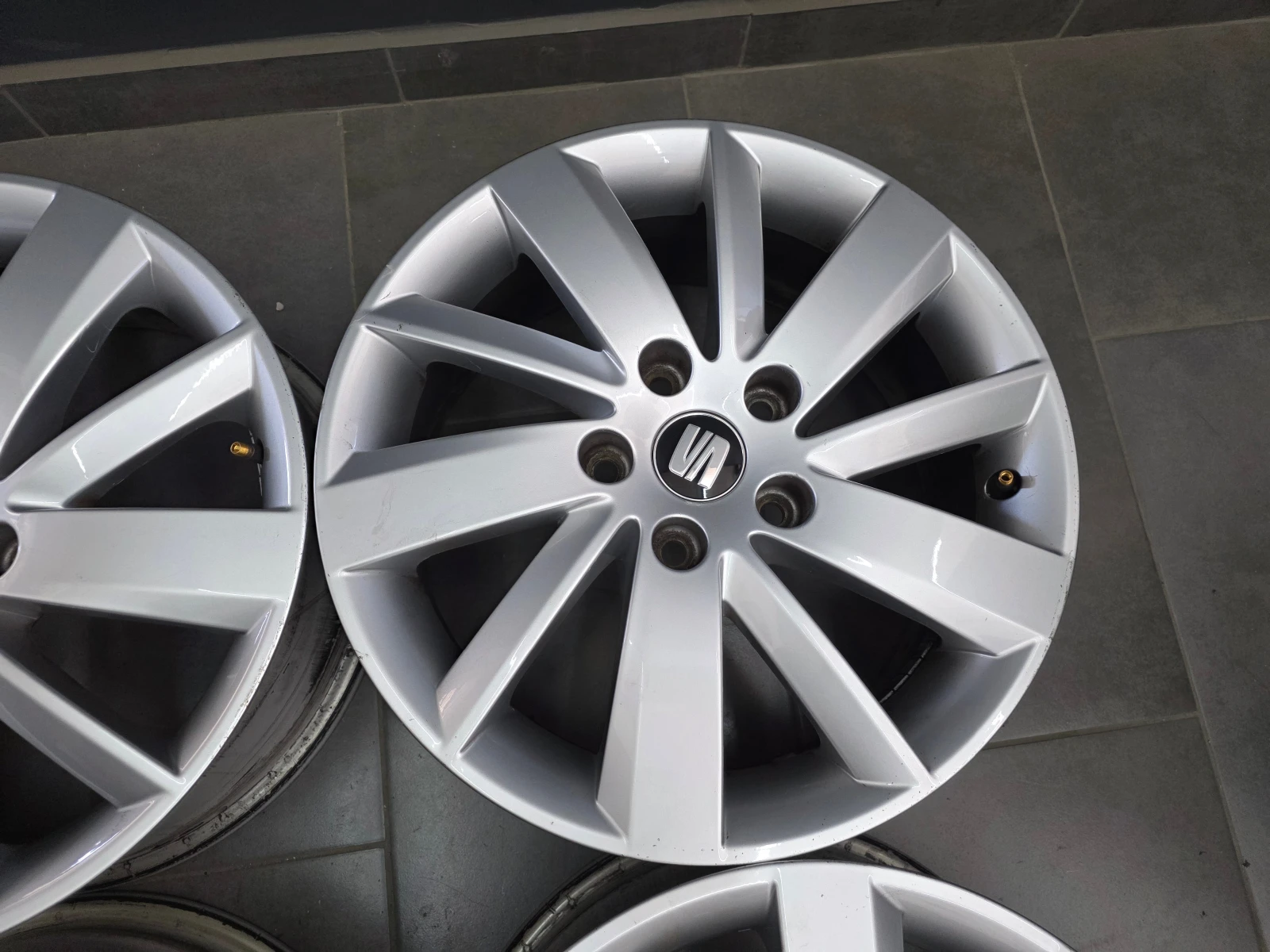   Seat Leon | Mobile.bg   6