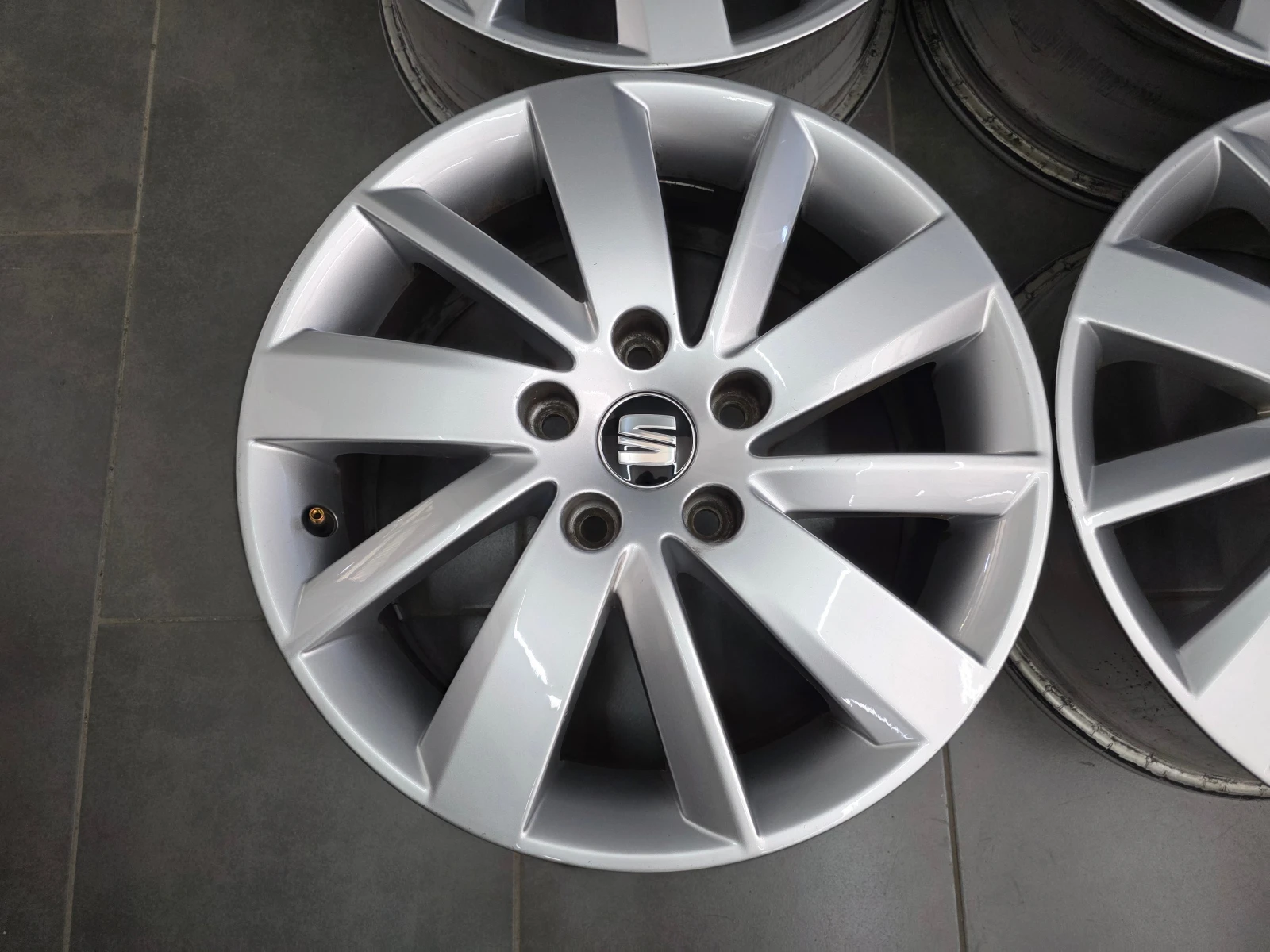   Seat Leon | Mobile.bg   7