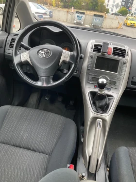 Toyota Auris, снимка 5