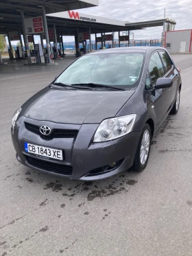 Toyota Auris, снимка 2