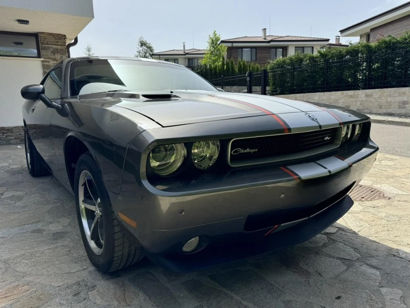 Dodge Challenger 3.5 V6, снимка 3 - Автомобили и джипове - 46142952