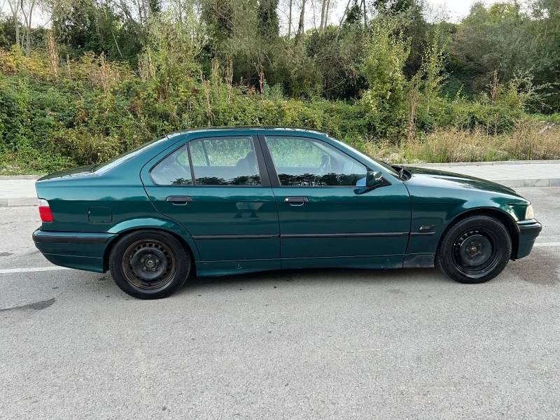 BMW 325 325 TD, снимка 5 - Автомобили и джипове - 47173458