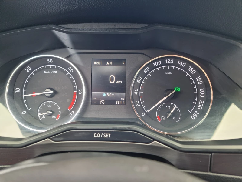 Skoda Superb 1.6 Face Full, снимка 10 - Автомобили и джипове - 49235080