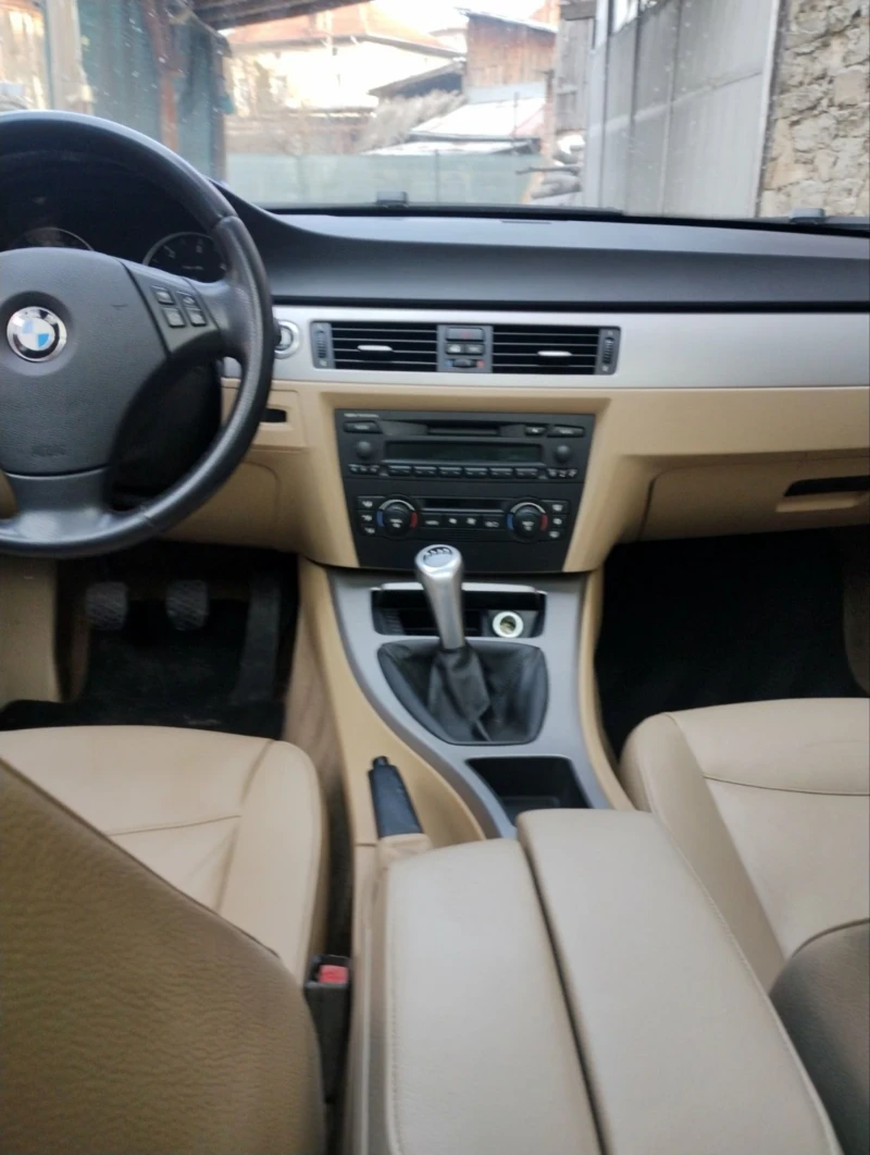 BMW 320 320d, снимка 4 - Автомобили и джипове - 49453030