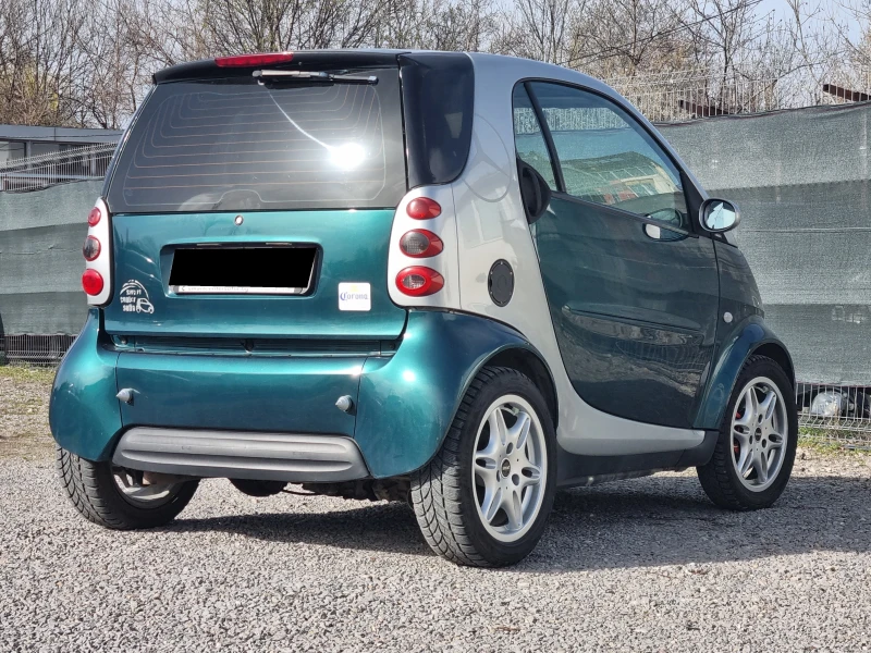 Smart Fortwo 0.7 РЕГИСТРИРАН, снимка 5 - Автомобили и джипове - 49506884