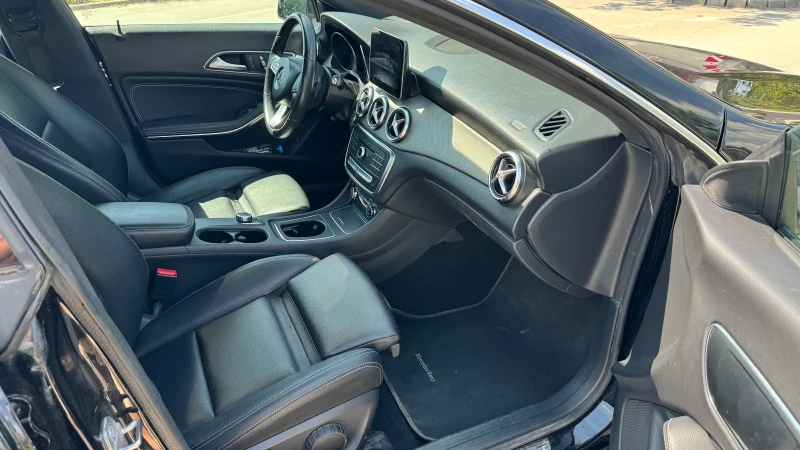 Mercedes-Benz CLA 250 4 Matic, снимка 10 - Автомобили и джипове - 51616128