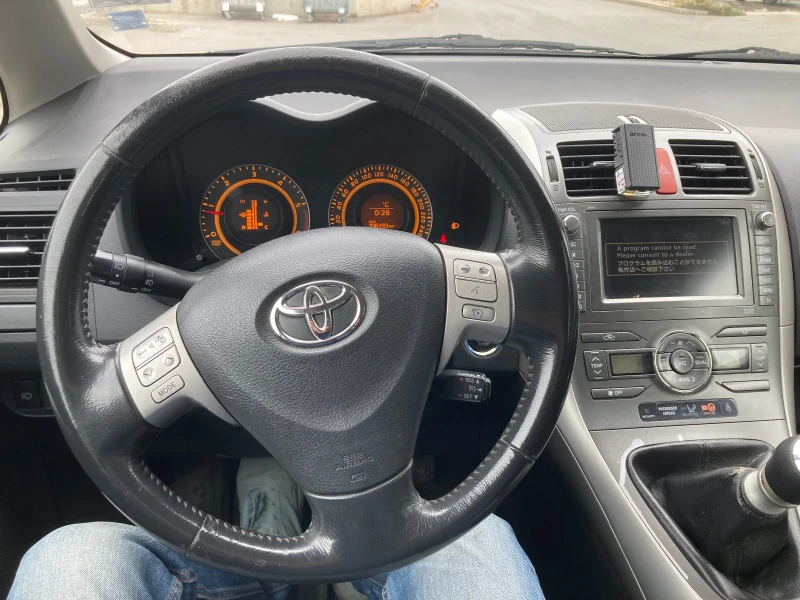 Toyota Auris, снимка 7 - Автомобили и джипове - 51920658