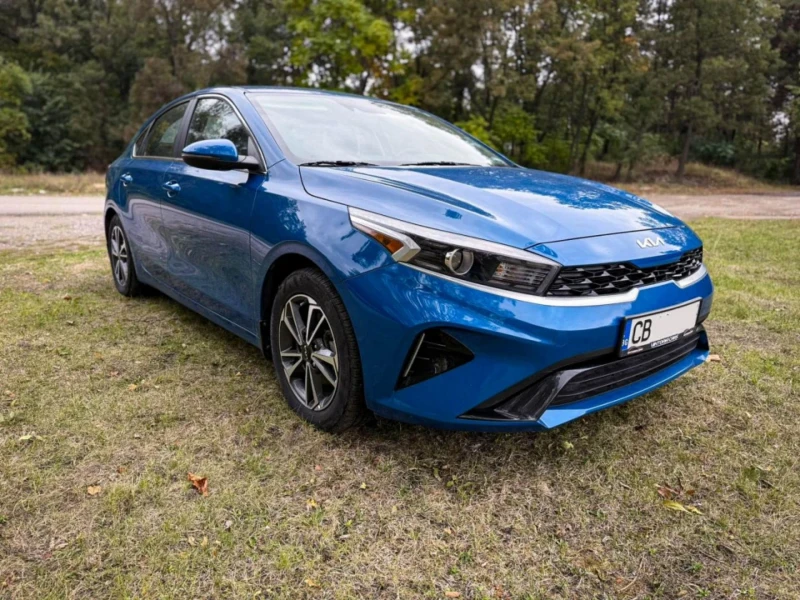 Kia Forte 2.0 MPI, снимка 2 - Автомобили и джипове - 52148854