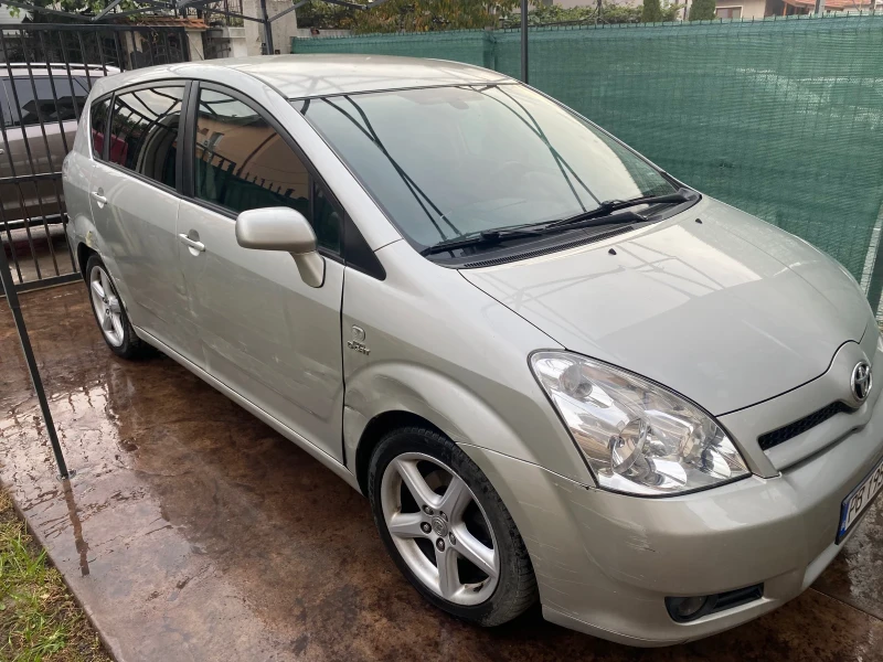 Toyota Corolla verso, снимка 5 - Автомобили и джипове - 52405839