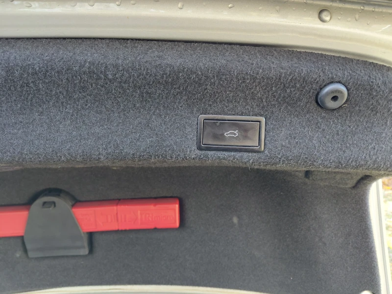 VW Passat 2.0TDI-Седан., снимка 9 - Автомобили и джипове - 52435377