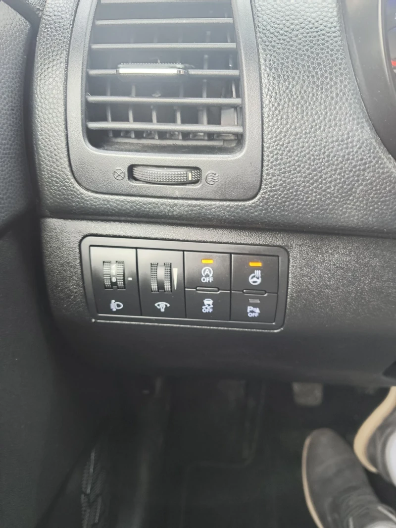 Hyundai Ix20 1.6i face swiss, снимка 6 - Автомобили и джипове - 52741107